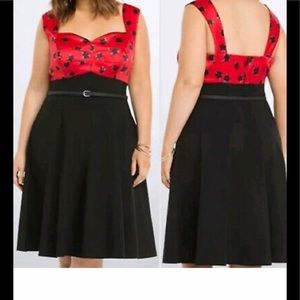 Torrid - Colorblock KneeLength Circle Flare Dress - missing belt